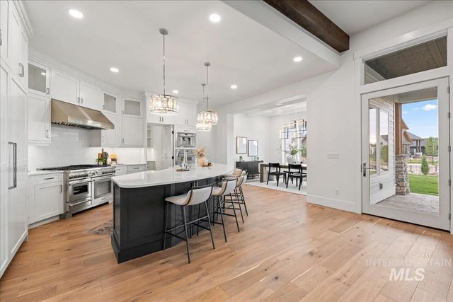 2379 S Mallard Wing Way, Eagle, ID 83616