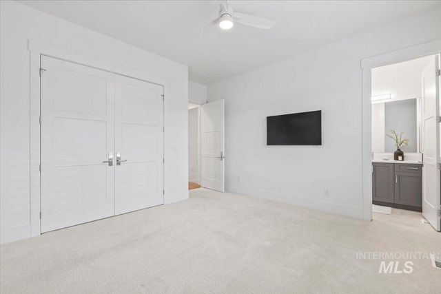 2379 S Mallard Wing Way, Eagle, ID 83616