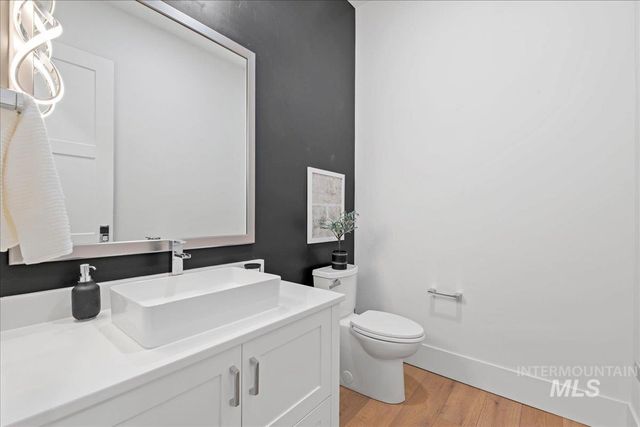 2379 S Mallard Wing Way, Eagle, ID 83616