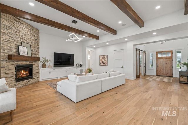 2379 S Mallard Wing Way, Eagle, ID 83616