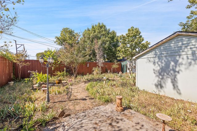 3022 Aster Street, Dallas, TX 75211