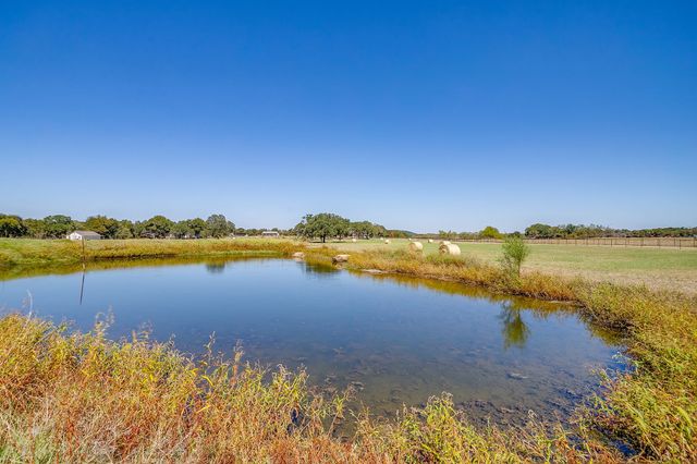 2608 Turkey Creek Road, Mineral Wells, TX 76067