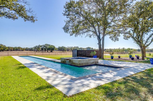 2608 Turkey Creek Road, Mineral Wells, TX 76067