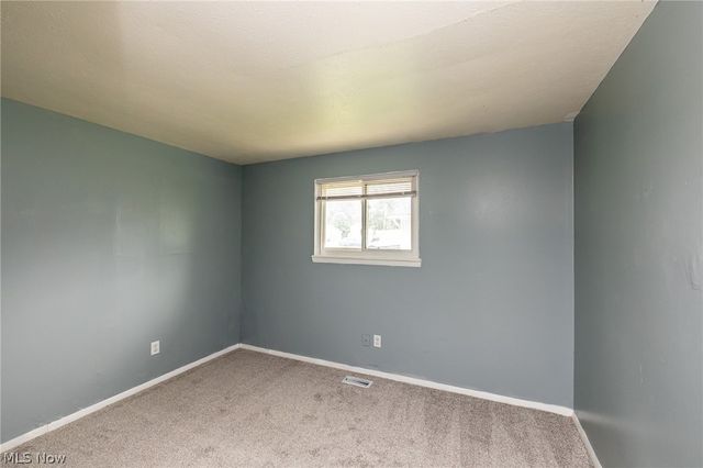 211 Brace Avenue, Elyria, OH 44035