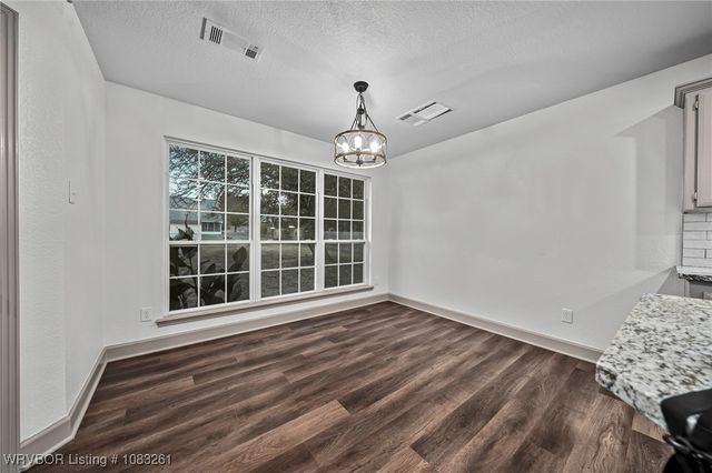 2001 Joyce Drive, Lavaca, AR 72941