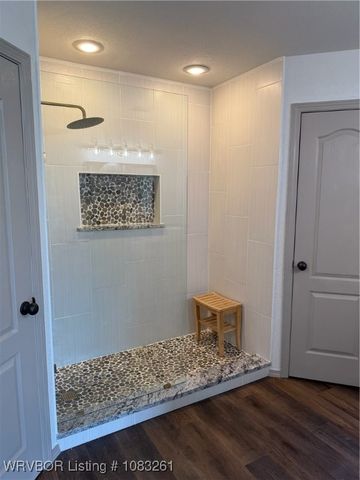 2001 Joyce Drive, Lavaca, AR 72941