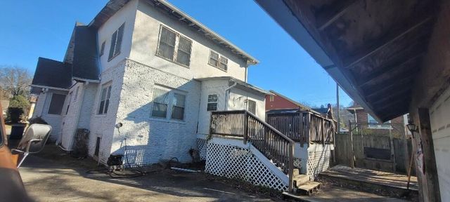 2512 E 04th Street, Chattanooga, TN 37404