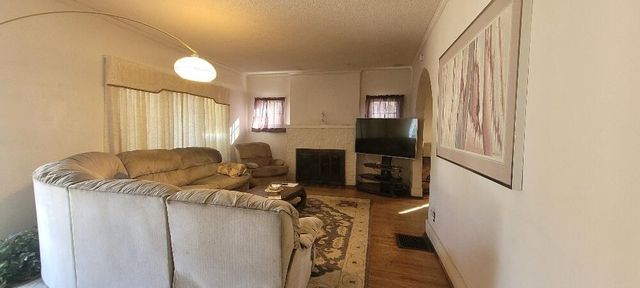 2512 E 04th Street, Chattanooga, TN 37404