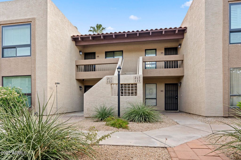 8651 E Royal Palm Road 212, Scottsdale, AZ 85258 — exterior