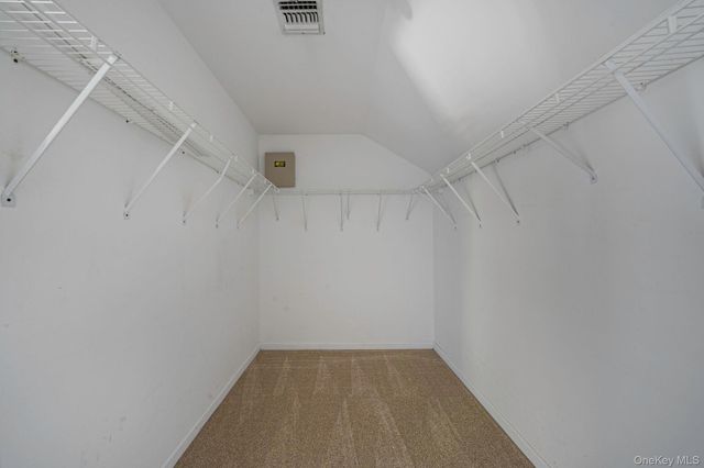 2 Max Way, Commack, NY 11725