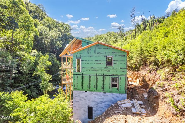 928 Ski Mountain Road, Gatlinburg, TN 37738