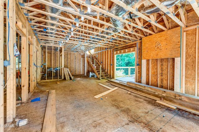 928 Ski Mountain Road, Gatlinburg, TN 37738