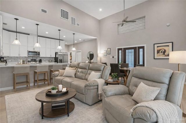 1127 Fairway Lane, Harlingen, TX 78552