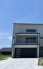 2078 N Reece Ct, Goddard, KS 67052