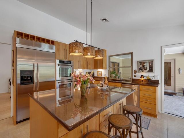 407 43rd Avenue SW, Vero Beach, FL 32968