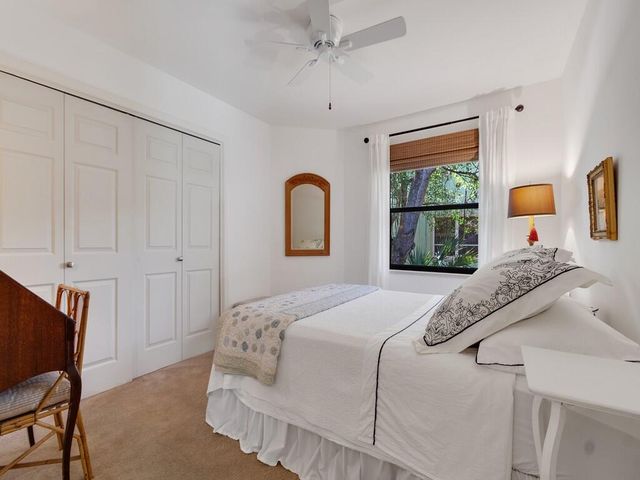 407 43rd Avenue SW, Vero Beach, FL 32968