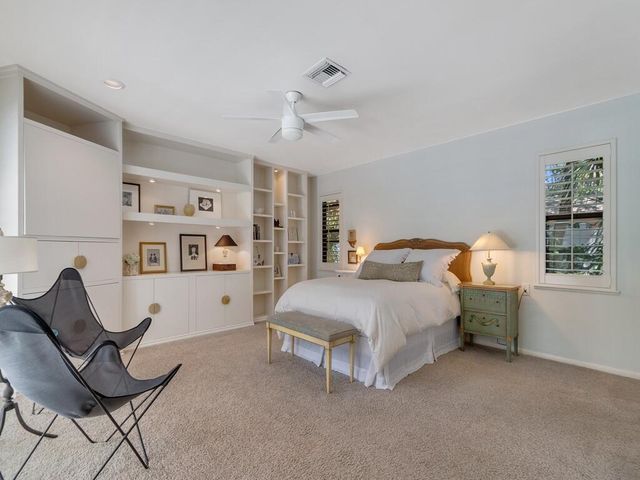 407 43rd Avenue SW, Vero Beach, FL 32968