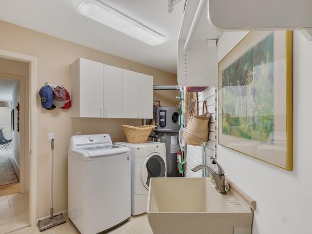 407 43rd Avenue SW, Vero Beach, FL 32968