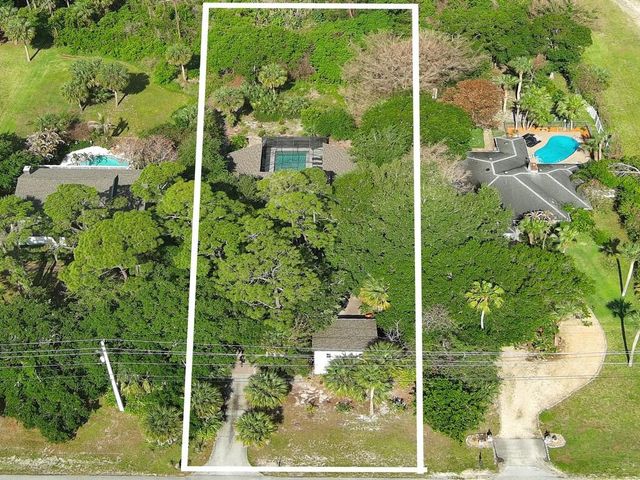 407 43rd Avenue SW, Vero Beach, FL 32968