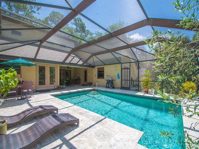 407 43rd Avenue SW, Vero Beach, FL 32968