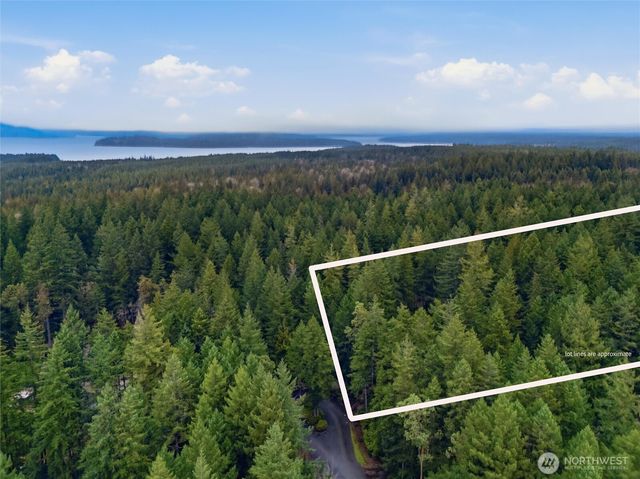 5008 Bridletree Drive NW, Bremerton, WA 98312