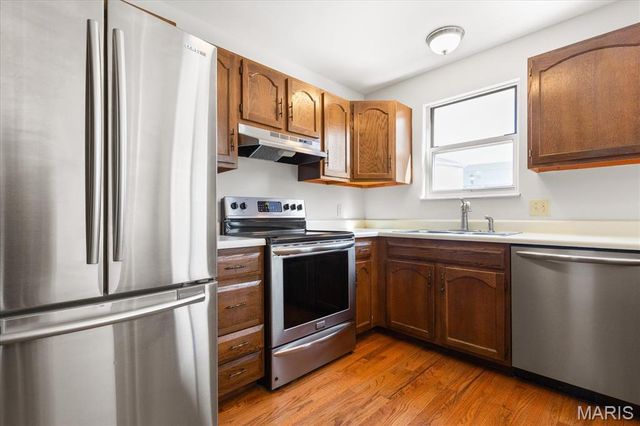 1781 Honeysuckle Drive 11, St Charles, MO 63303