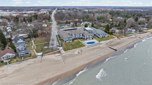 4500 Lakeshore Road 20, Fort Gratiot Charter Township, MI 48059