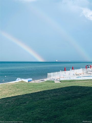 4500 Lakeshore Road 20, Fort Gratiot Charter Township, MI 48059