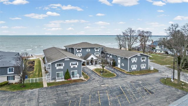 4500 Lakeshore Road 20, Fort Gratiot Charter Township, MI 48059