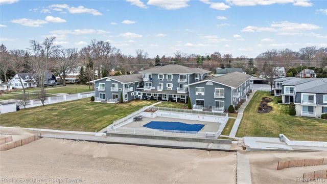 4500 Lakeshore Road 20, Fort Gratiot Charter Township, MI 48059
