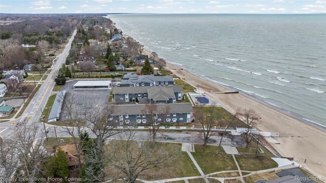 4500 Lakeshore Road 20, Fort Gratiot Charter Township, MI 48059
