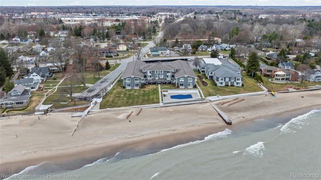 4500 Lakeshore Road 20, Fort Gratiot Charter Township, MI 48059
