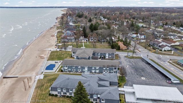 4500 Lakeshore Road 20, Fort Gratiot Charter Township, MI 48059