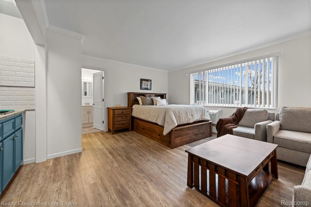 4500 Lakeshore Road 20, Fort Gratiot Charter Township, MI 48059