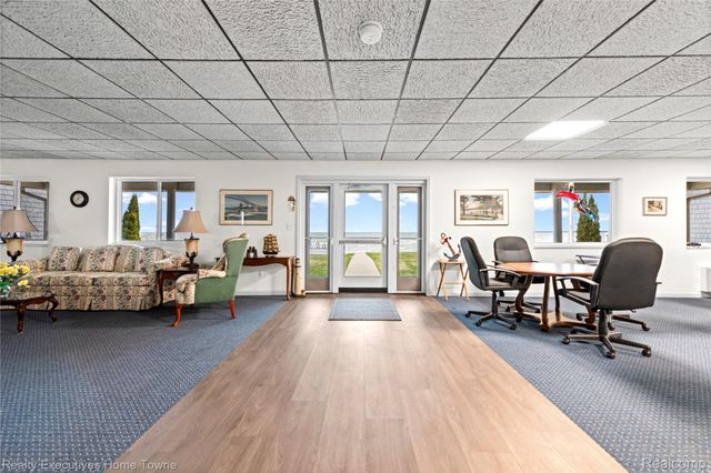 4500 Lakeshore Road 20, Fort Gratiot Charter Township, MI 48059