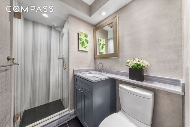 201 E 77th Street 14AF, New York City, NY 10075