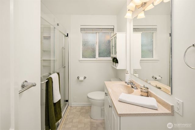 23700 77th Avenue W, Edmonds, WA 98026