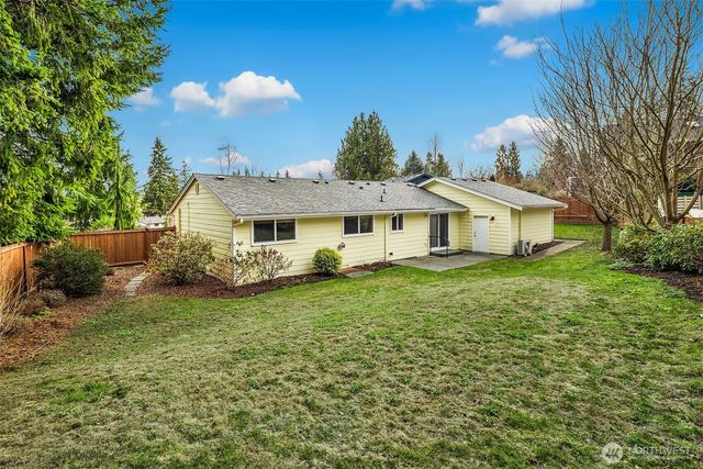 23700 77th Avenue W, Edmonds, WA 98026