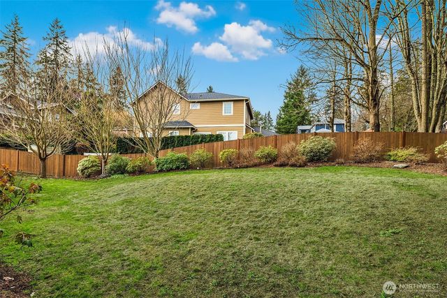 23700 77th Avenue W, Edmonds, WA 98026