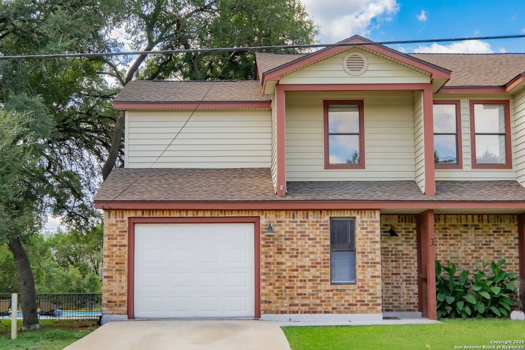 306 Dietert Ln # 103, Canyon Lake, TX 78133