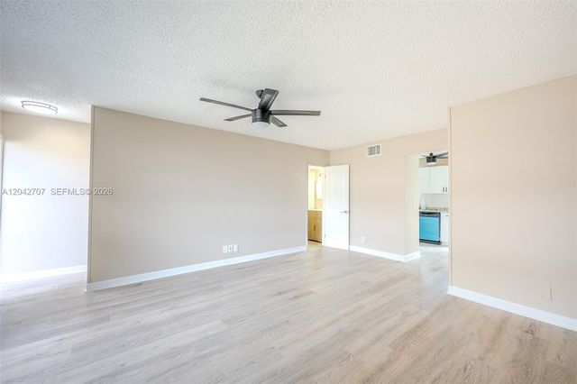 7501 Kimberly Blvd 116, North Lauderdale, FL 33068