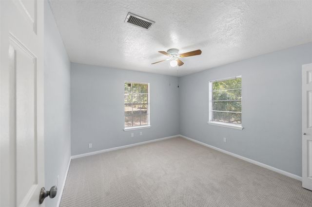 11673 Robin Lane, Conroe, TX 77303