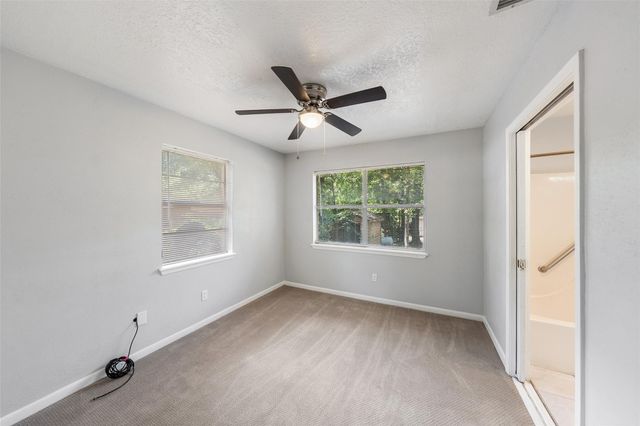 11673 Robin Lane, Conroe, TX 77303