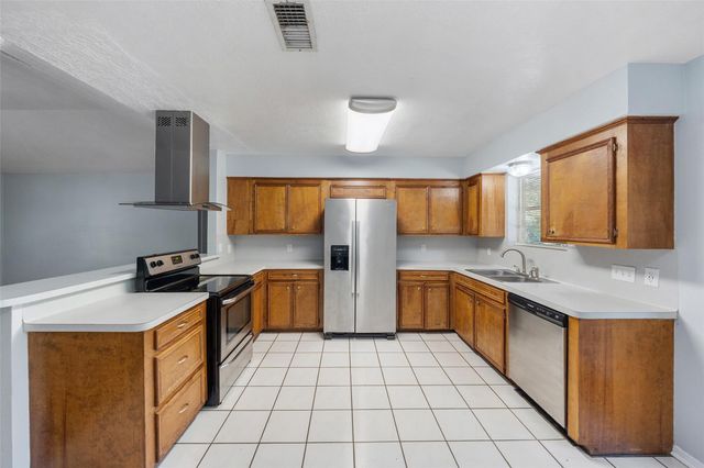 11673 Robin Lane, Conroe, TX 77303