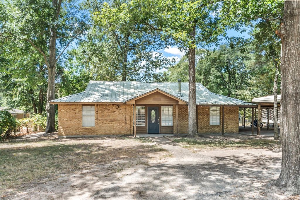 11673 Robin Lane, Conroe, TX 77303
