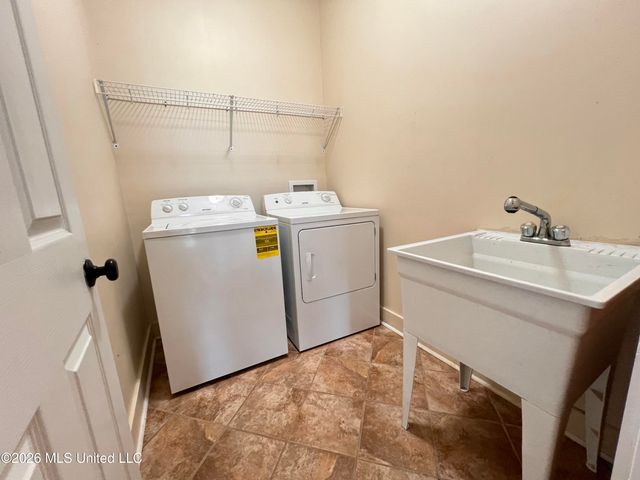 11053 N Shore Drive, Bay Saint Louis, MS 39520