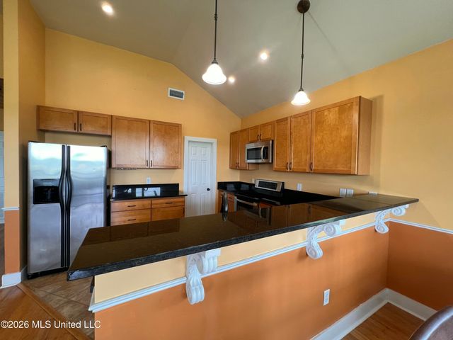 11053 N Shore Drive, Bay Saint Louis, MS 39520