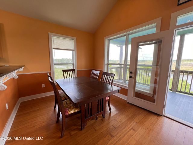 11053 N Shore Drive, Bay Saint Louis, MS 39520