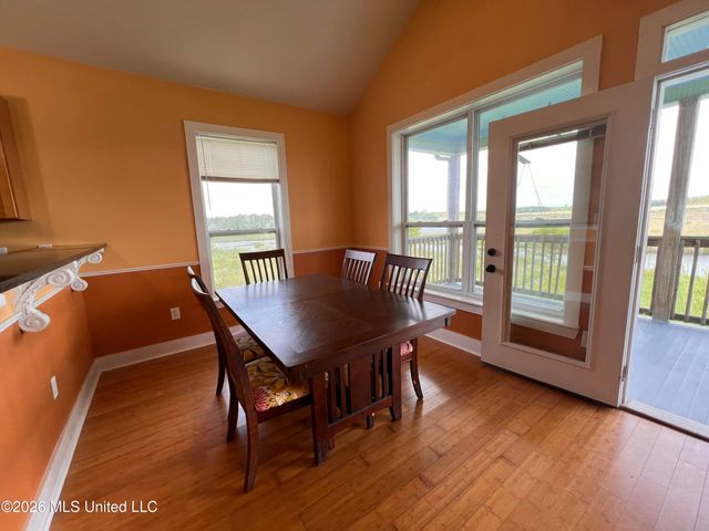 11053 N Shore Drive, Bay Saint Louis, MS 39520