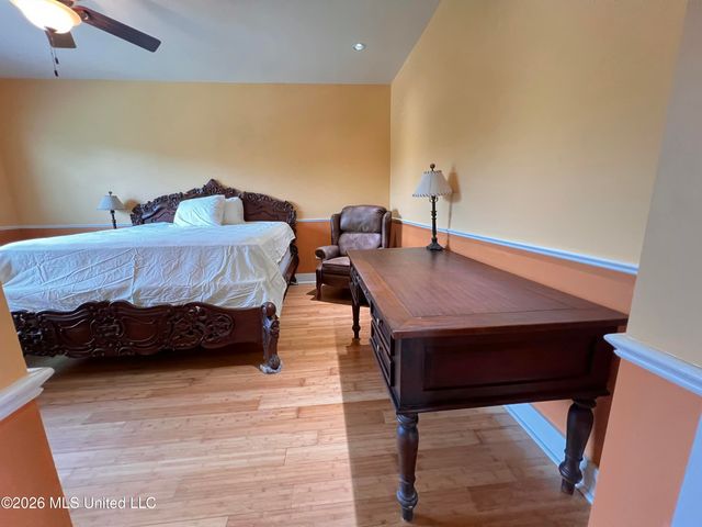 11053 N Shore Drive, Bay Saint Louis, MS 39520